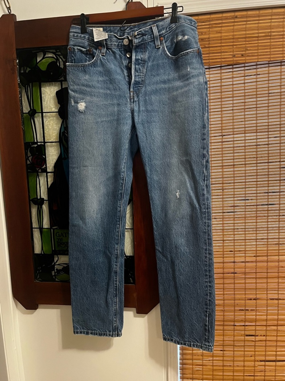 Woman’s Levi’s 501 button fly